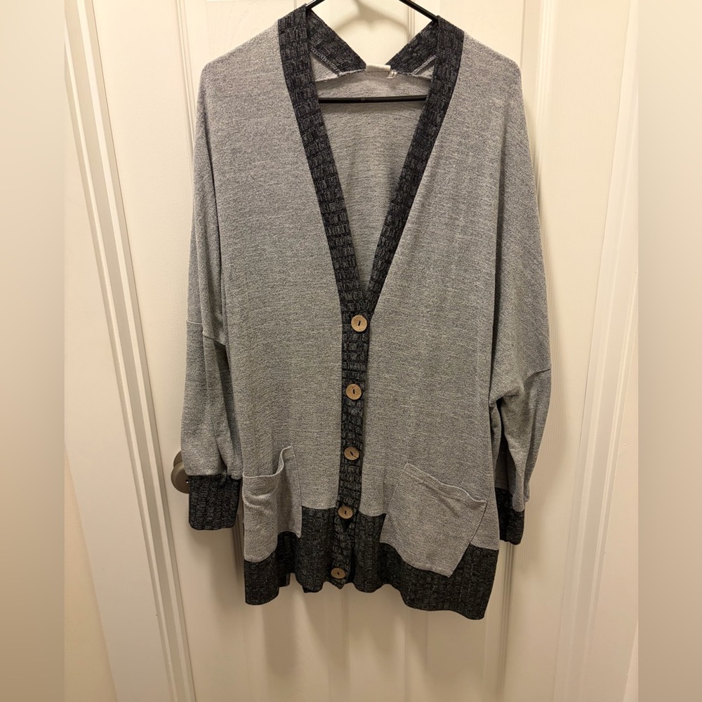 Suzanne Betro Gray and Black Cardigan with Button Accents